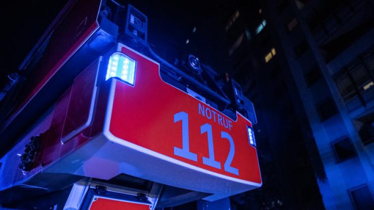 Die Feuerwehr in Brandenburg musste zu einem schweren Wohnungsbrand in Premnitz ausrücken (Symbolbild).