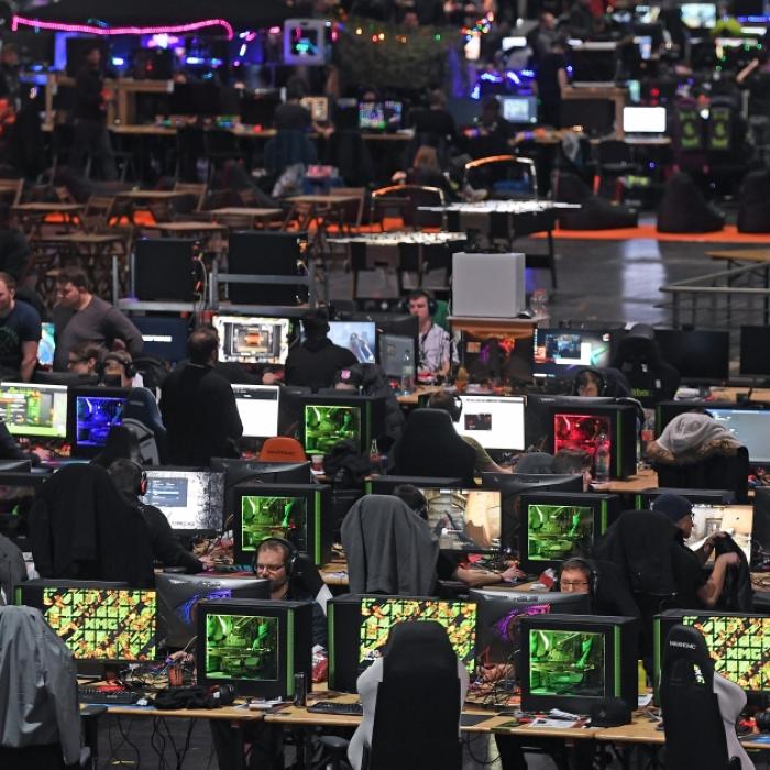 Beitreten oder selber gründen? Alles zu deutschen eSport-Clans