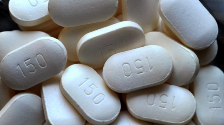 Für nahezu jedes Zipperlein sind rezeptfreie Schmerzmittel wie Paracetamol oder Ibuprofen erhältlich (Symbolfoto).