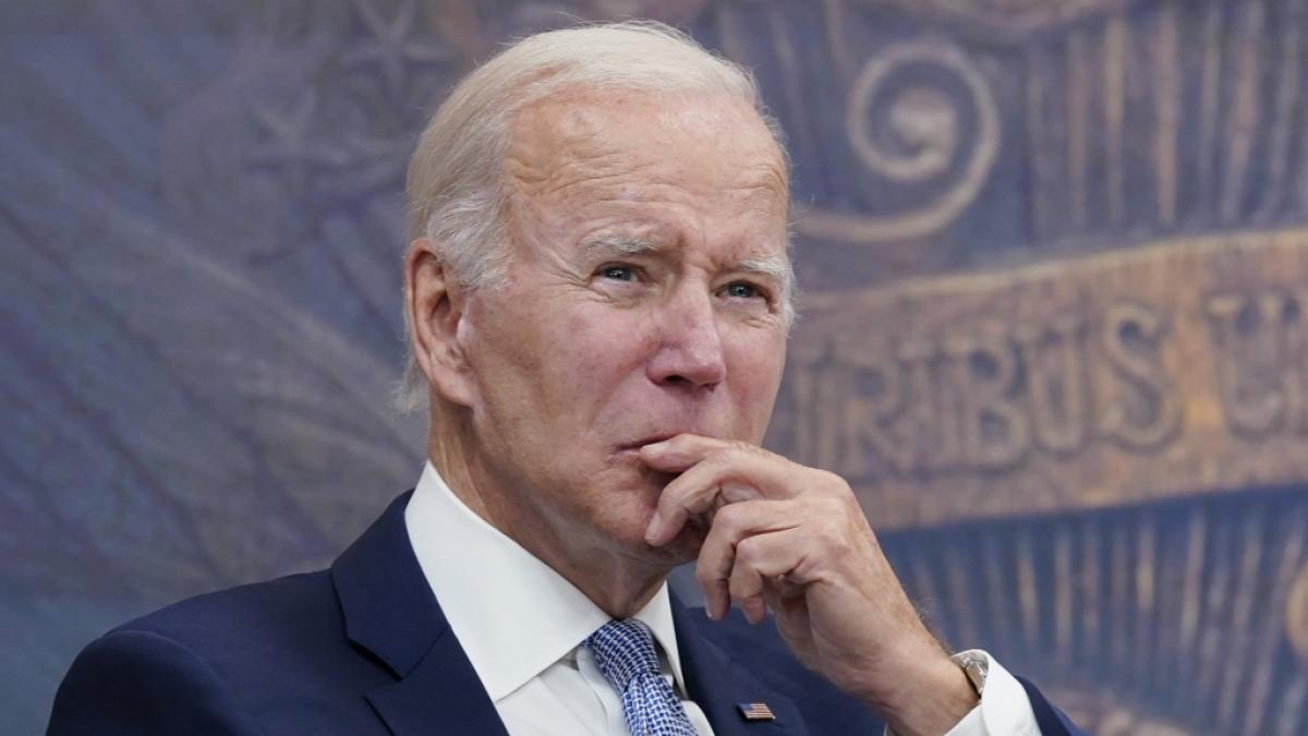 Eigentlich hatte der US-Pr&auml;sident seine Corona-Infektion gut &uuml;berstanden, nun muss er sich wegen eines positiven Tests erneut isolieren. (Foto)