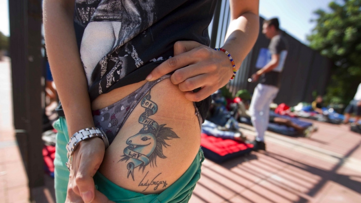 Die Motive, die Lady Gaga tr&auml;gt, sind auch bei ihren Fans beliebt. (Foto)