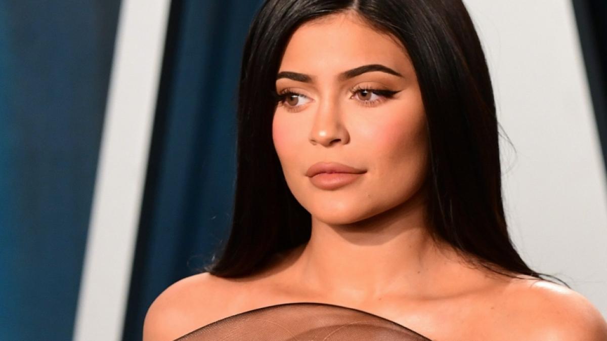 Kylie Jenner zog mit ihrem Lack-Dress einmal mehr alle Blicke auf sich. (Foto)
