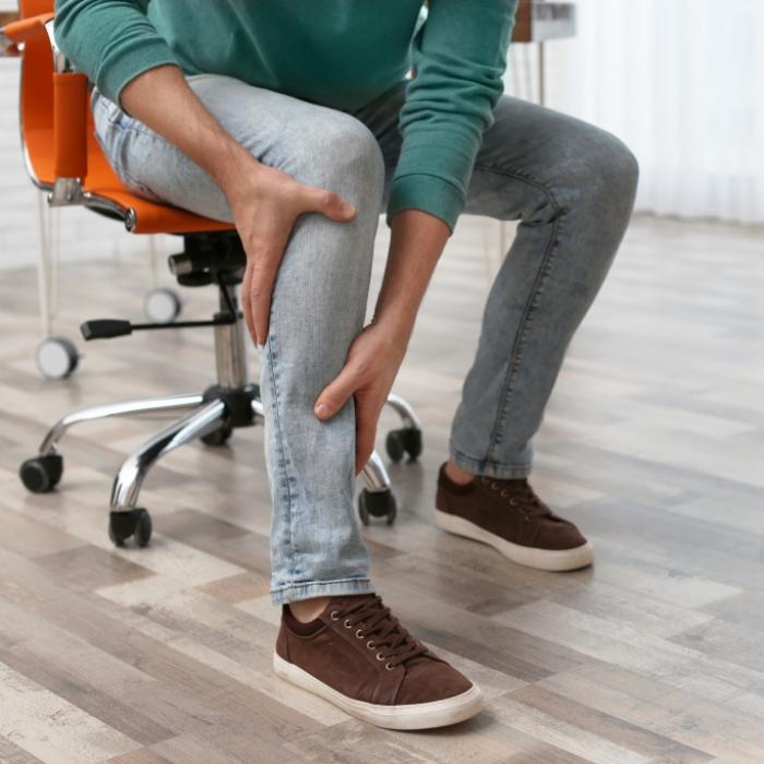 Tödliche Thrombose-Gefahr im Büro durch falsches Sitzen