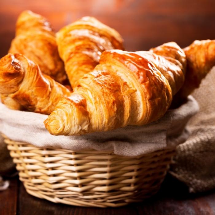 Verletzungsgefahr durch Metallfremdkörper - Diese Croissants sollten Verbraucher nicht essen