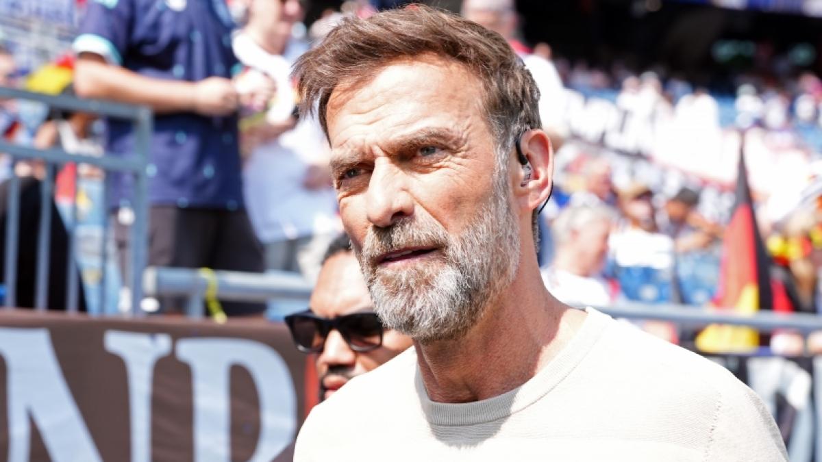 J&uuml;rgen Klopp steht als Bundestrainer bereit. (Foto)