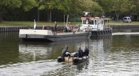 Taucher suchten in Saarbrücken nach dem vermissten Mathis (5). Am Montag wurde seine Leiche in der Saar durch eine Passantin entdeckt.