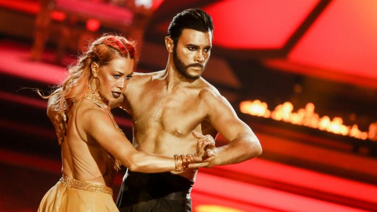 Profitänzerin Oana Nechiti, hier mit Schauspieler Bela Klentze bei