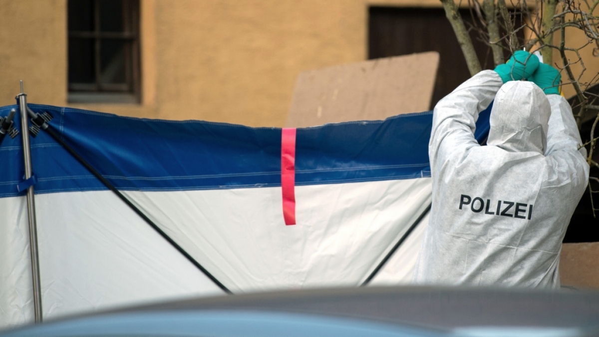 Die Polizei meldete einen Mord (Symbolbild). (Foto)