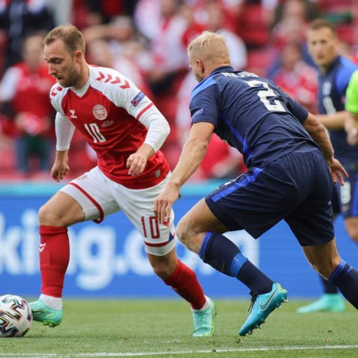 Gänsehaut-Geste! Dänemark und Belgien ehren Christian Eriksen mit besonderer Aktion