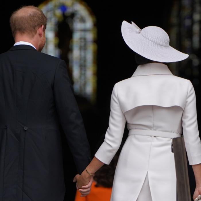 Sie schleuderte eine Teetasse durch die Luft! Herzogin Meghan drehte komplett durch
