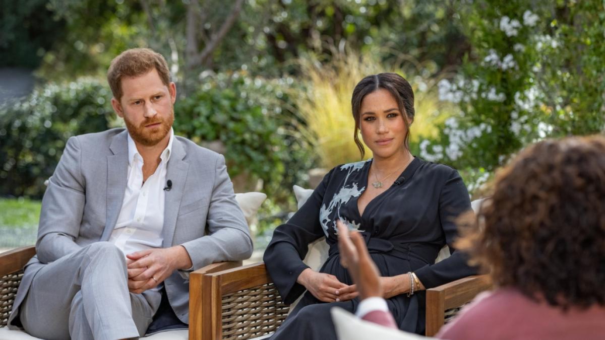 Meghan Markle und Prinz Harry w&auml;hrend ihres Interviews mit Oprah. (Foto)