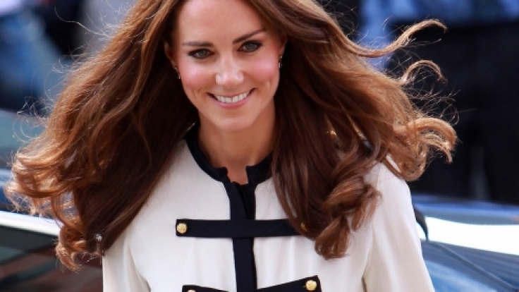 Die fröhliche Kate - auch sie hat kräftig Kilos gelassen seit ihrer Hochzeit mit William.
