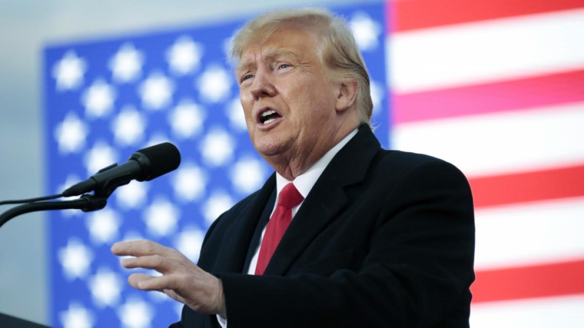 Donald Trump schie&szlig;t in einem Interview gegen Transgender-Sportler:innen. (Foto)