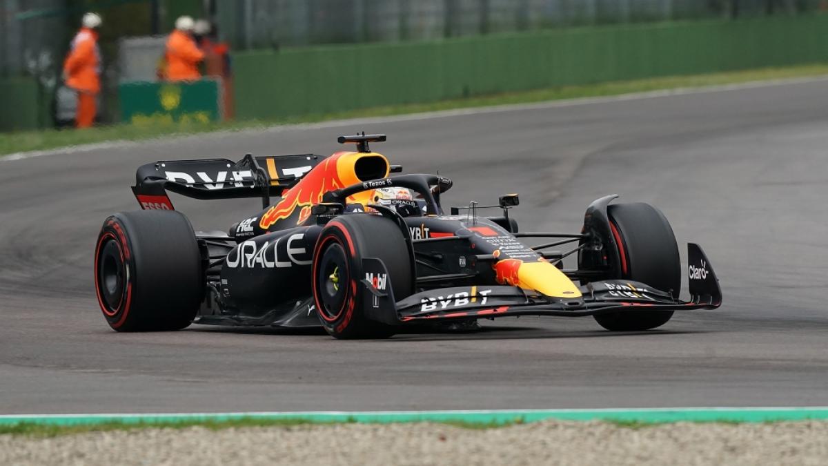 Red-Bull-Pilot Max Verstappen aus den Niederlanden hat sich beim Grand Prix der Emilia Romagna in Imola die Pole Position gesichert. (Foto)