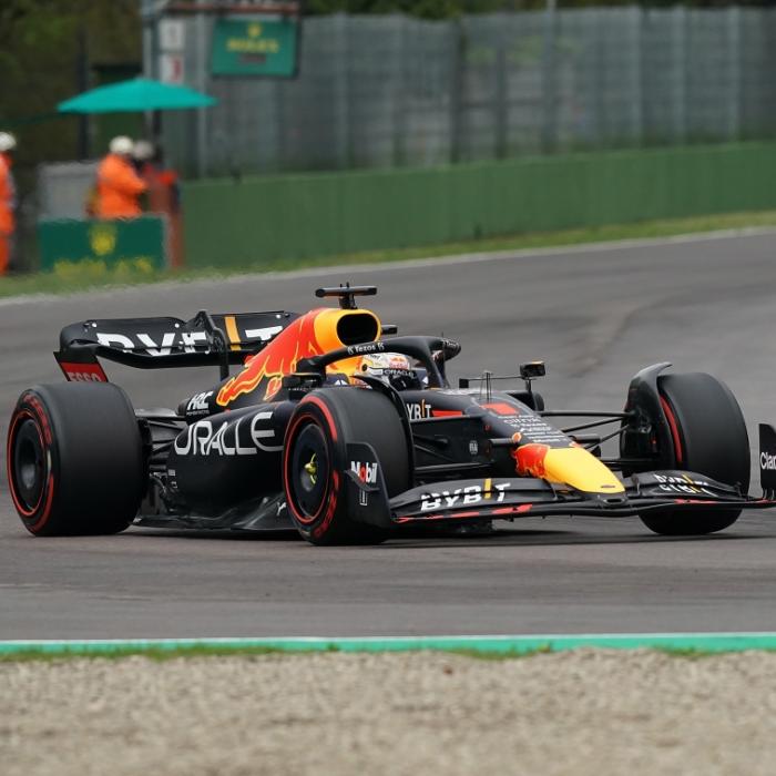 Verstappen schnappt sich Sieg beim Großen Preis der Emilia Romagna