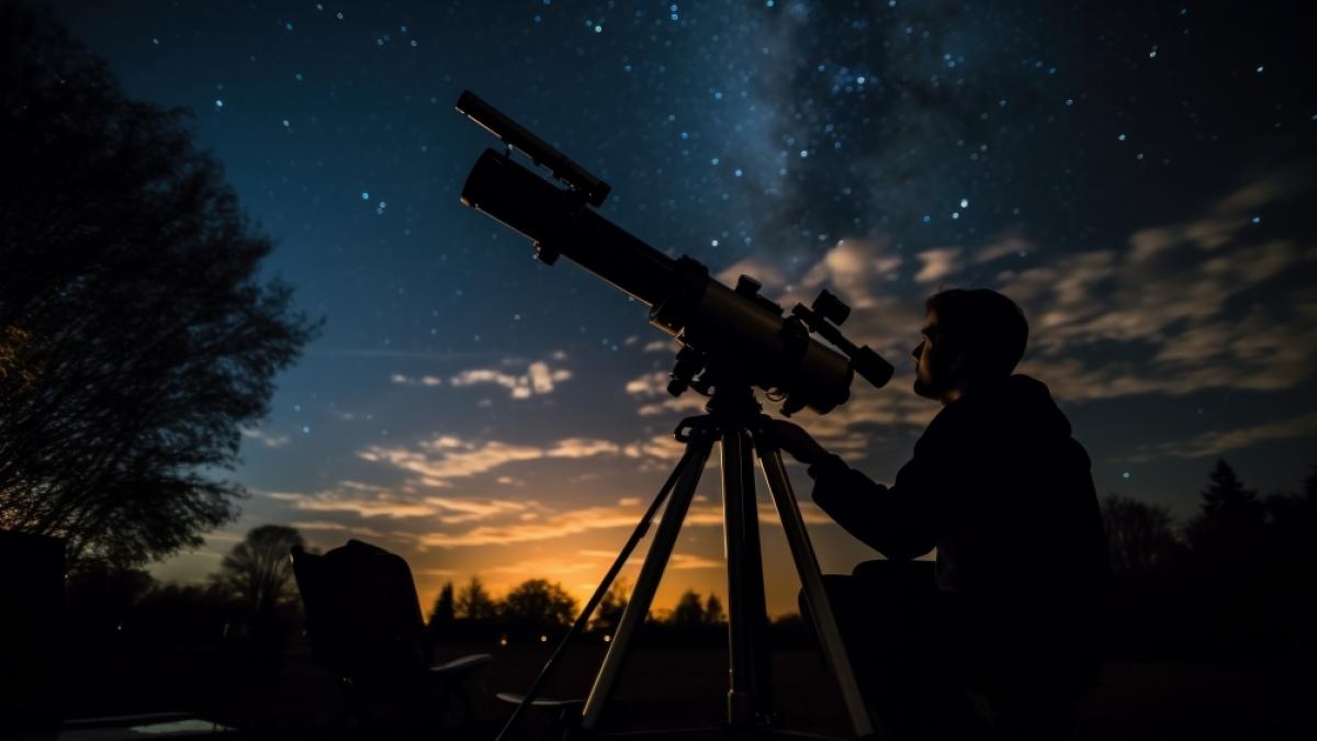 Im April k&ouml;nnen sich Hobbyastronomen auf einen Pink Moon und die Sternschnuppen der Lyriden freuen. (Foto)