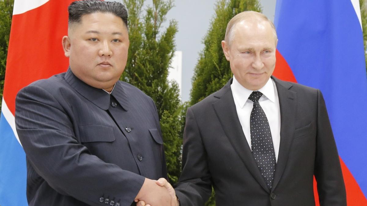 Kim Jong-un (links) und Wladimir Putin pflegen eine ganz besondere Beziehung. (Foto)