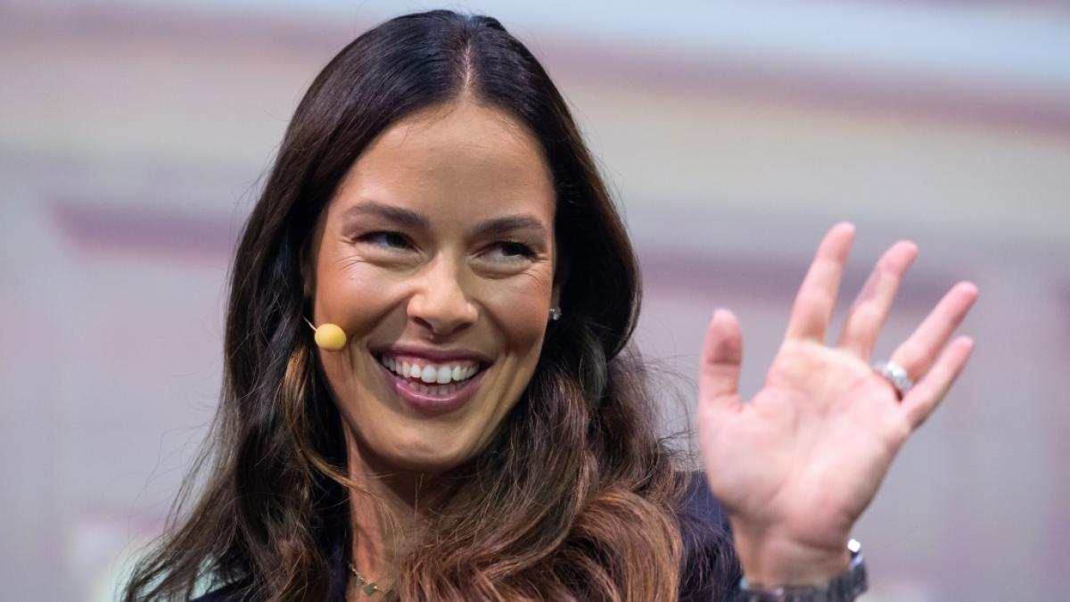 Ana Ivanovic sendete Fotogr&uuml;&szlig;e von der Insel Kea. (Foto)