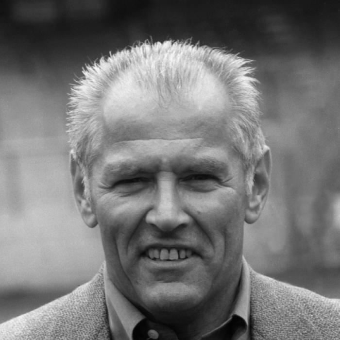 HSV in tiefer Trauer! Fußball-Legende (74) überraschend gestorben