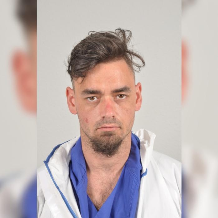 Zeugen gesucht! Wer hat den Dreifach-Killer vor oder nach der Tat gesehen?