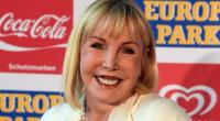 Ex-Lottofee Heike Maurer hat auch nach mehreren Liebespleiten das Lachen nicht verlernt.