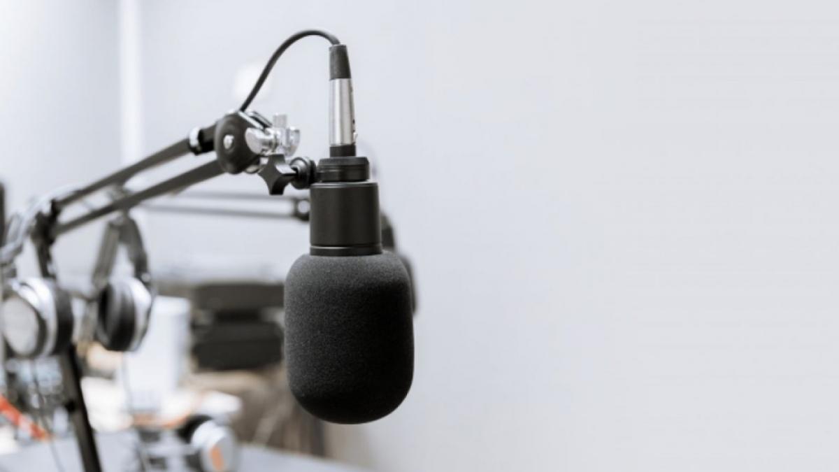 Die Nachrichten des Tages auf news.de:&nbsp;Trauer um Jan L&uuml;ghausen: Beliebter Radio-Moderator mit nur 43 Jahren gestorben (Foto)