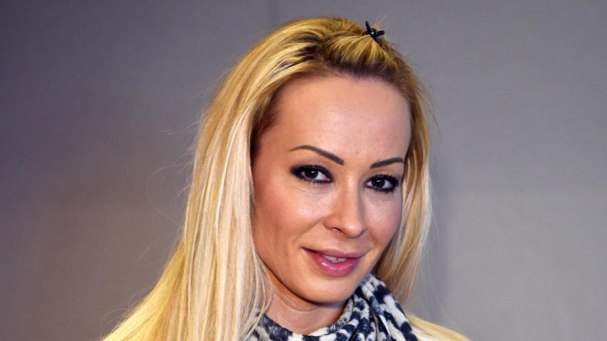 Cora Schumacher spricht offen &uuml;ber ihre finanzielle Situation. (Foto)
