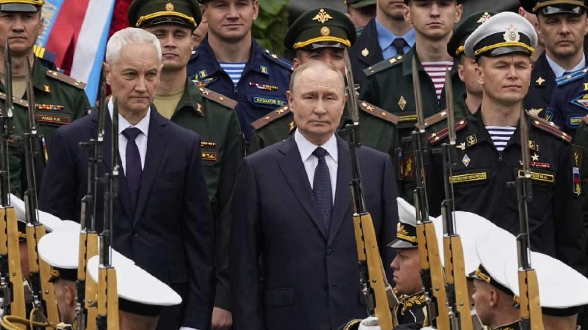 Wladimir Putin hat eine gro&szlig;e Waffenschau abgesagt. (Foto)