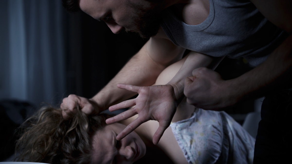 Nicht nur in H&ouml;xter fielen Frauen Psychopaten zum Opfer. In den letzten Jahren gab es einige ersch&uuml;tternde F&auml;lle von Folter und Missbrauch. Symbolbild. (Foto)