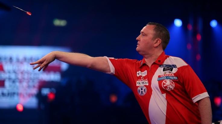 PDC-Neuling Glen Durrant gelang im Achtelfinale des Darts World Matchplay eine kleine Sensation: Der Brite bezwang Weltmeister und Weltranglistenersten Michael van Gerwen.