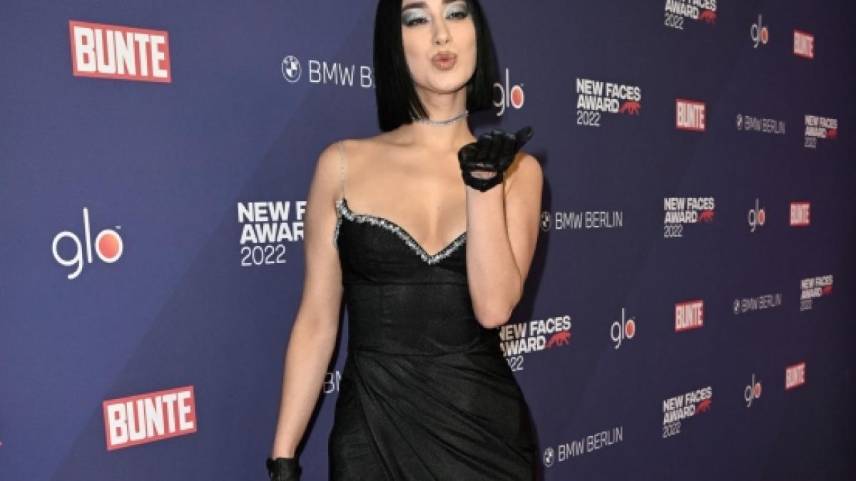 Elif sprach bei "Sing meinen Song dar&uuml;ber, wie ihr Ex-Freund ihre Karriere zerst&ouml;ren wollte. (Foto)