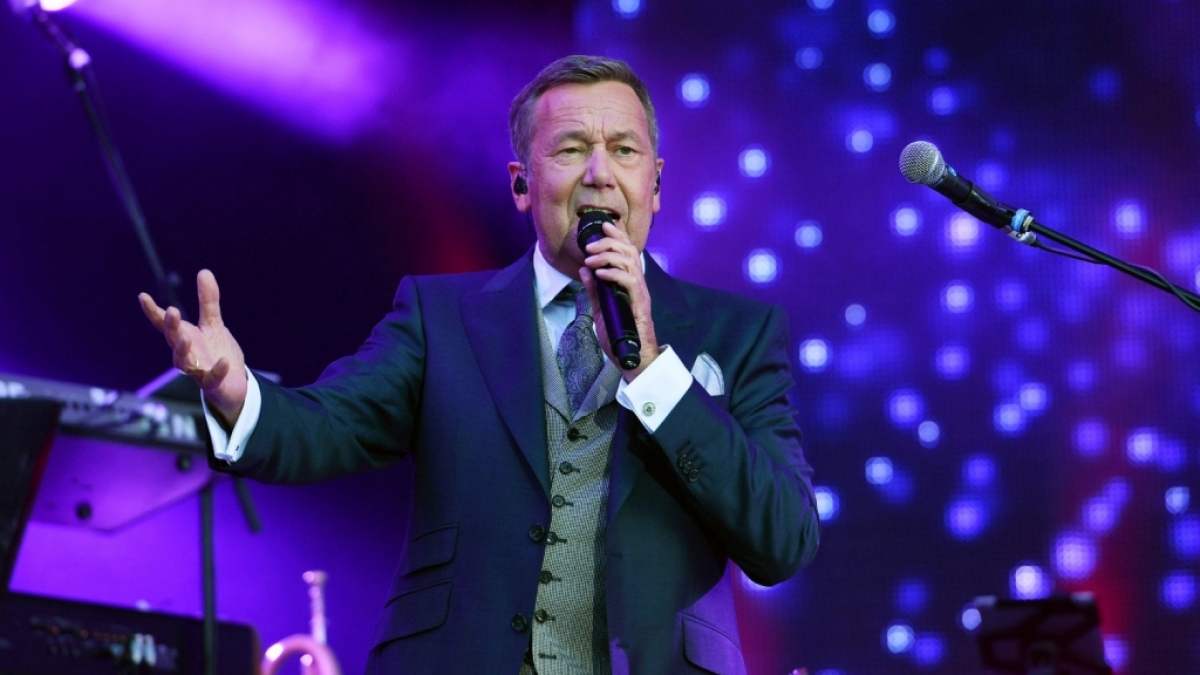 Roland Kaiser bei einem Konzert der "Kaisermania 2016". (Foto)