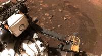 Ein Mars-Rover der Nasa erkundet den roten Planeten.