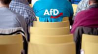 Die AfD liegt aktuellen Wahlumfragen zufolge bundesweit nur noch vier Prozentpunkte hinter der Union.