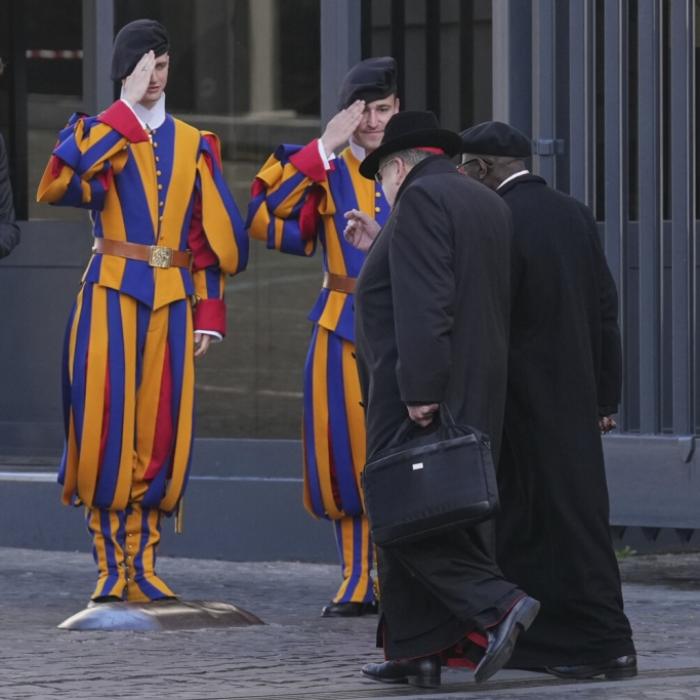 Papst Franziskus wird am Samstag beigesetzt - wie geht es weiter?