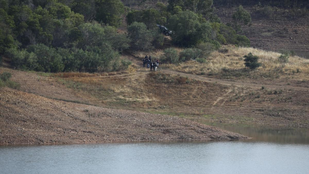 16 Jahre nach dem Verschwinden von Maddie McCann hat die Polizei mit umfangreichen Suchma&szlig;nahmen am Arade-Stausee im S&uuml;den von Portugal begonnen. (Foto)