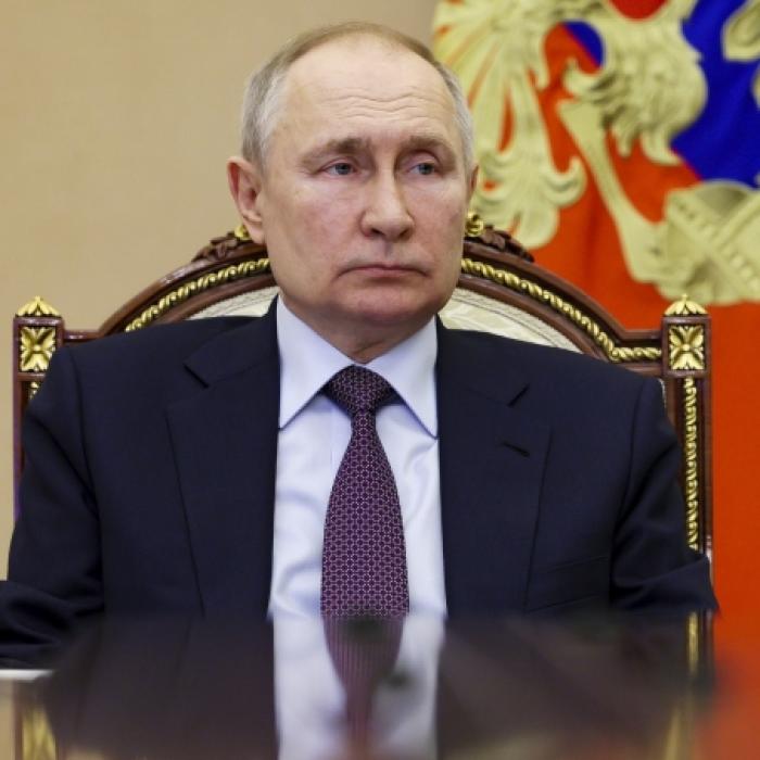 Peinliche Panzer-Blamage! Putin-Biester fliegen nach Explosion in die Luft