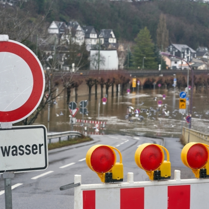 Pegel steigen wieder! HIER drohen Überschwemmungen