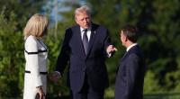 Donald Trump hält nach der offiziellen Begrüßungszeremonie beim G7-Gipfel plötzlich Händchen mit Frankreichs First Lady Brigitte Macron.