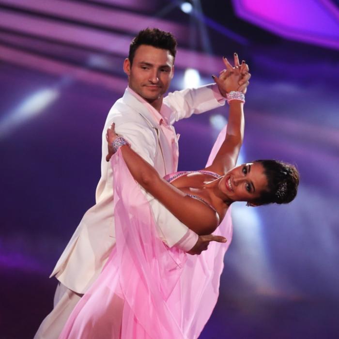 DAS sagt der Tanzprofi zu den Gründen für das Aus