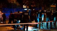 Tatortermittler der israelischen Polizei arbeiten am Tatort eines Anschlags durch Schüsse, bei dem mehrere Israelis in der Nähe der Altstadt von Jerusalem verletzt wurden, am frühen Sonntag.