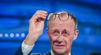 Friedrich Merz überprüft beim 