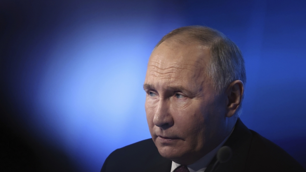 Binnen weniger Tage musste Wladimir Putin im Ukraine-Krieg reihenweise Kampfjets und mehr als 10.000 Soldaten abschreiben. (Foto)