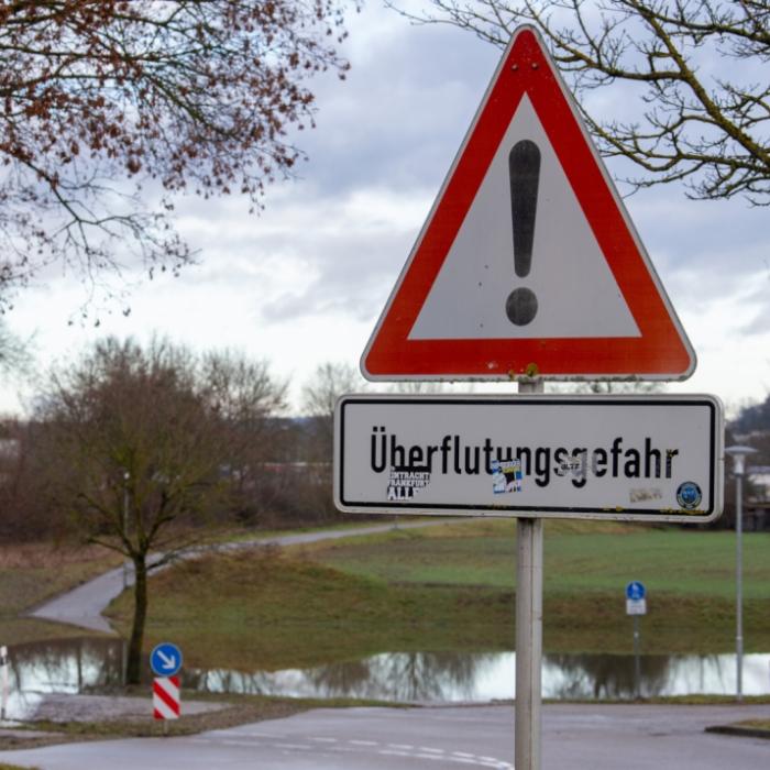Tauwetter trifft Dauerregen - Hochwasser-Alarm in diesen Regionen
