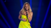 Schlager-Superstar Helene Fischer singt bei einem Auftritt.