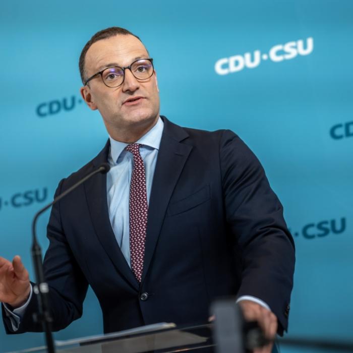 Krebspatientin erhält unfassbaren Rat aus dem Büro von Jens Spahn