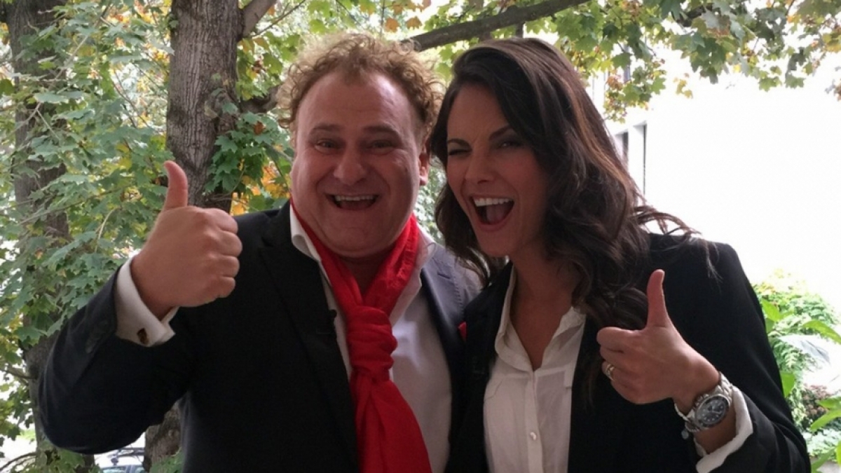In der 1. Ausgabe von Makler gegen Makler traten die beiden Immobilienprofis Simone Voss und Salvatore Russello gegeneinander an. (Foto)