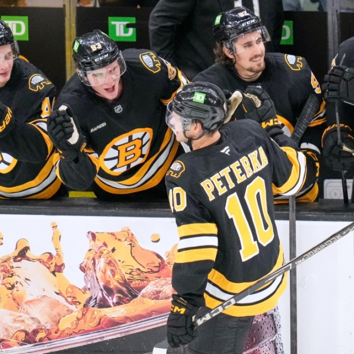 F. Minten zieht ab in der NHL