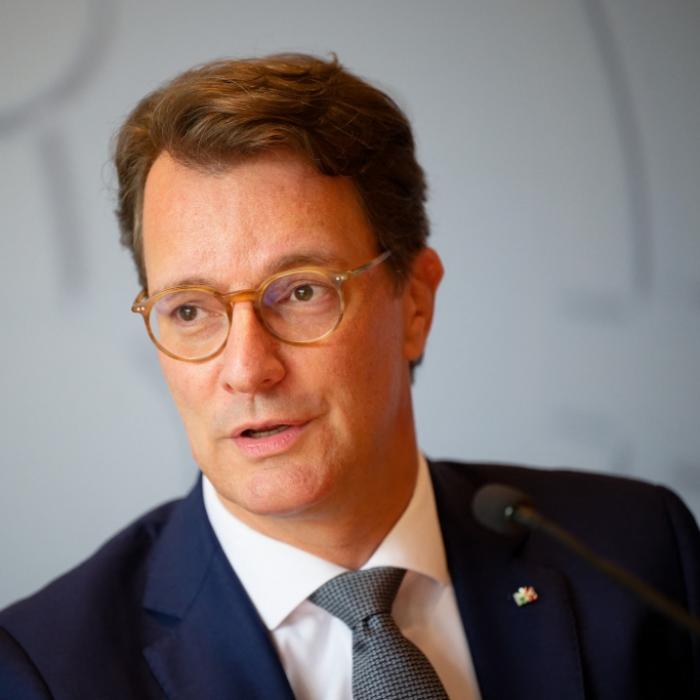 Rente: Wüst wiederholt Kritik am Reformtempo