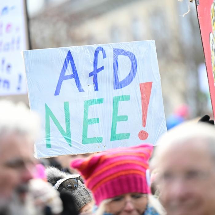 Wo gibt's am heutigen Dienstag Demos gegen AfD, Menschenhass und Rechtsruck?